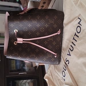 LV Neo Noe in Rose Poudre